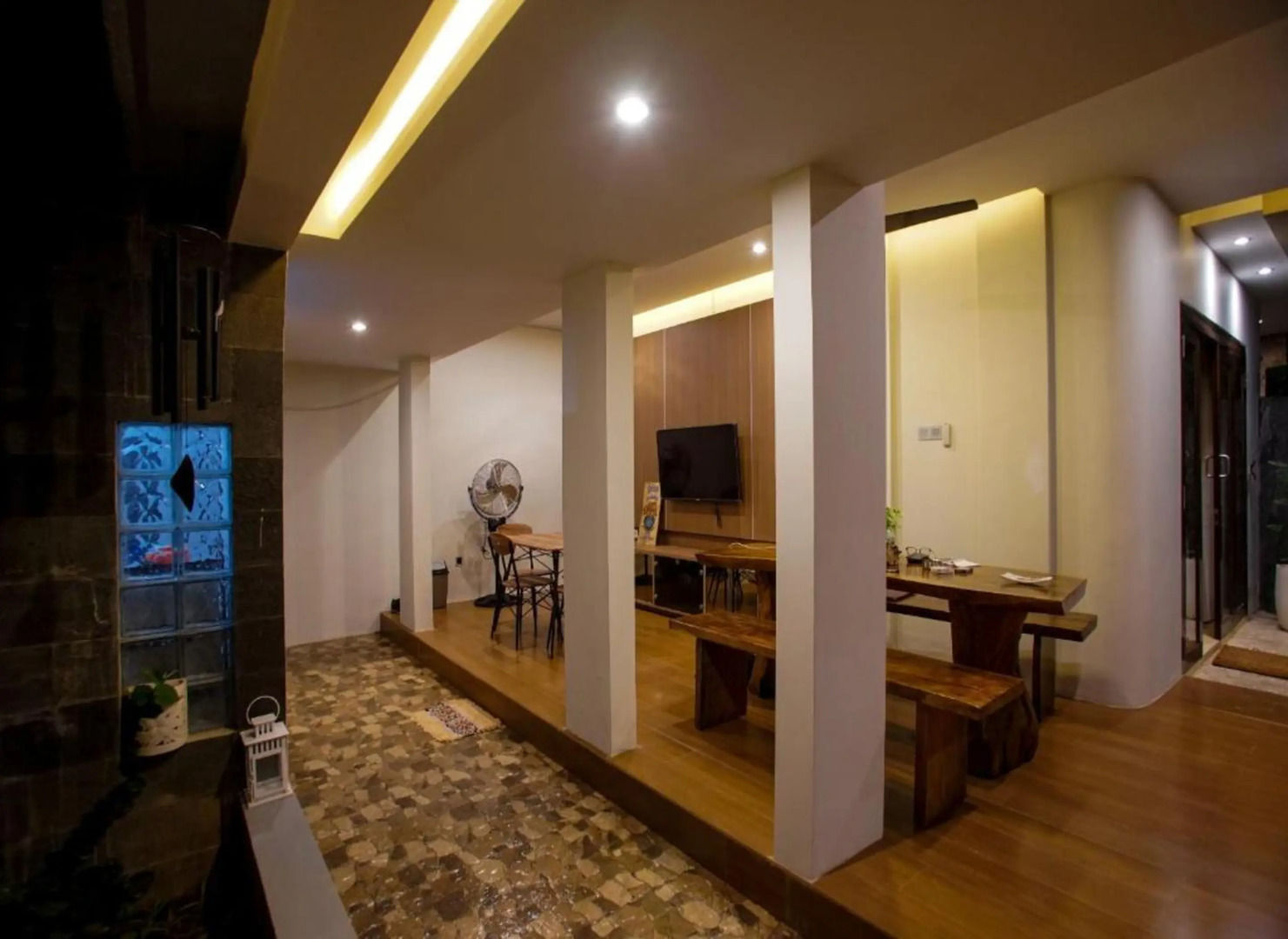 The Ocean Views Luxury Villas & Apartment by ZUZU