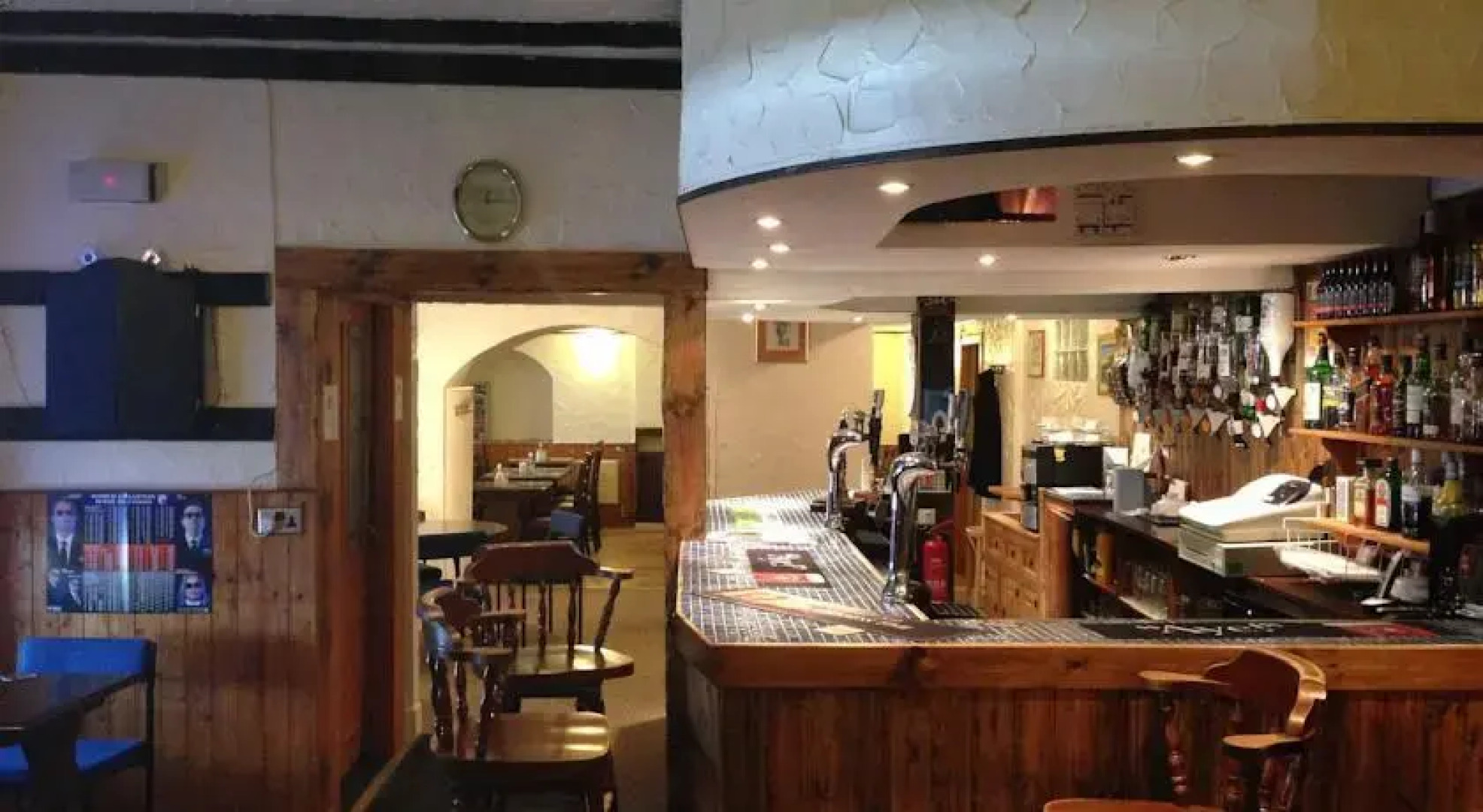 The Commercial Hotel