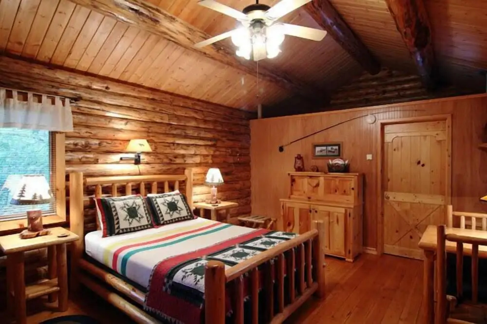 Silverwolf Log Chalet Resort