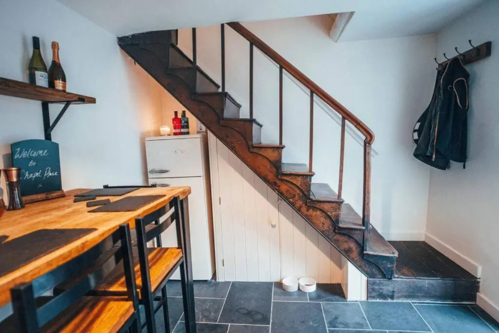 Chapel Place, Charming, Cosy, Country, Cottage.