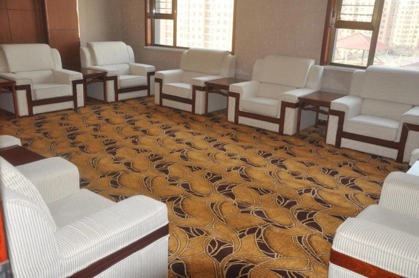 Phoenix Business Hotel