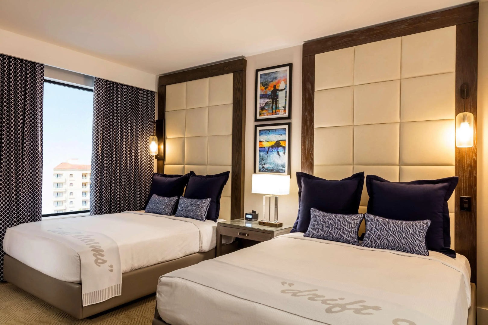 The Waterfront Beach Resort, A Hilton Hotel