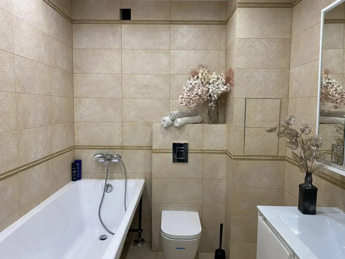 Апартаменты на улице Перфильева 8