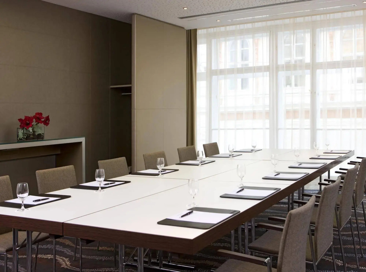 Steigenberger Hotel Herrenhof