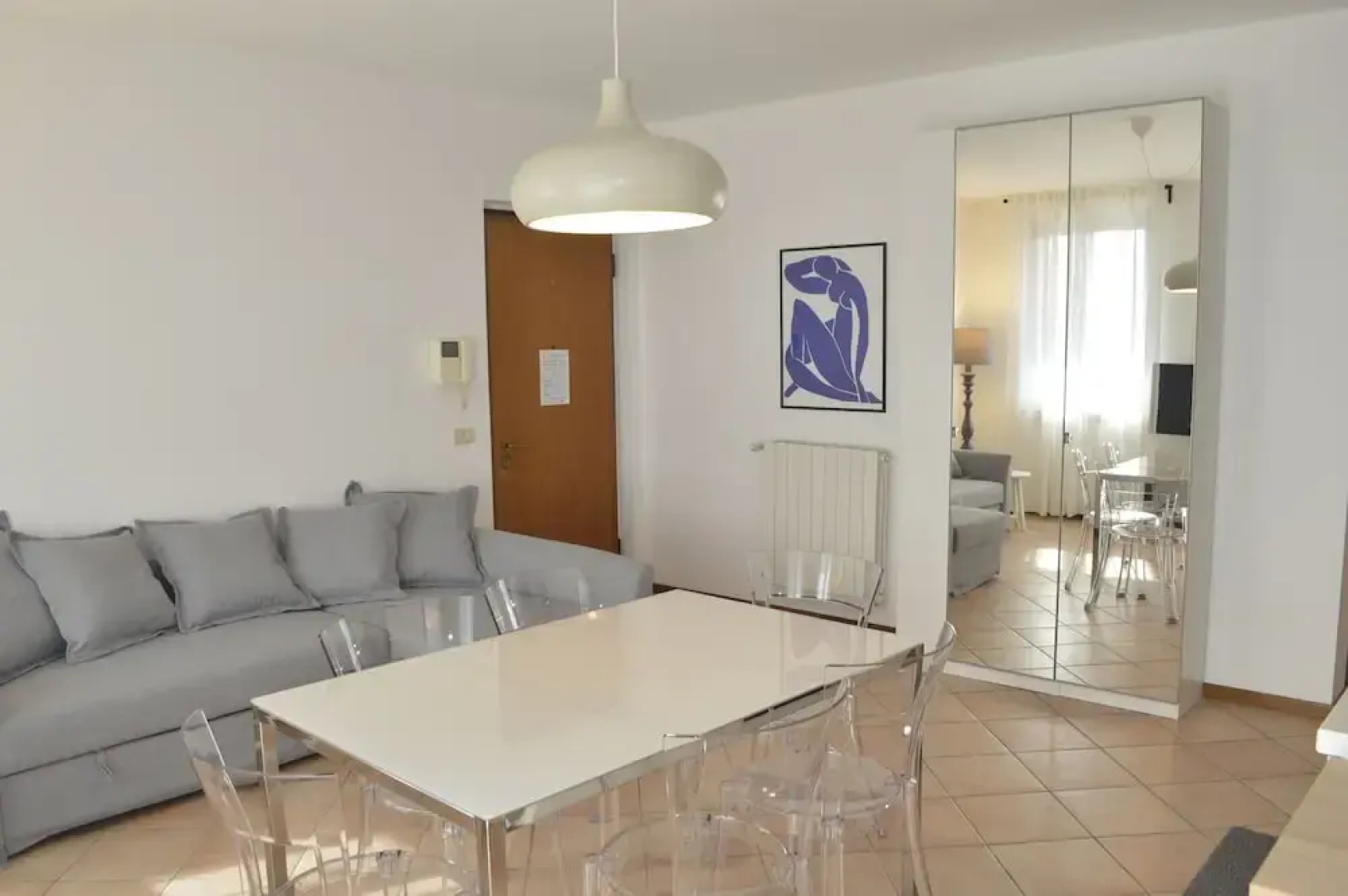 V12 Apartments - Trecate