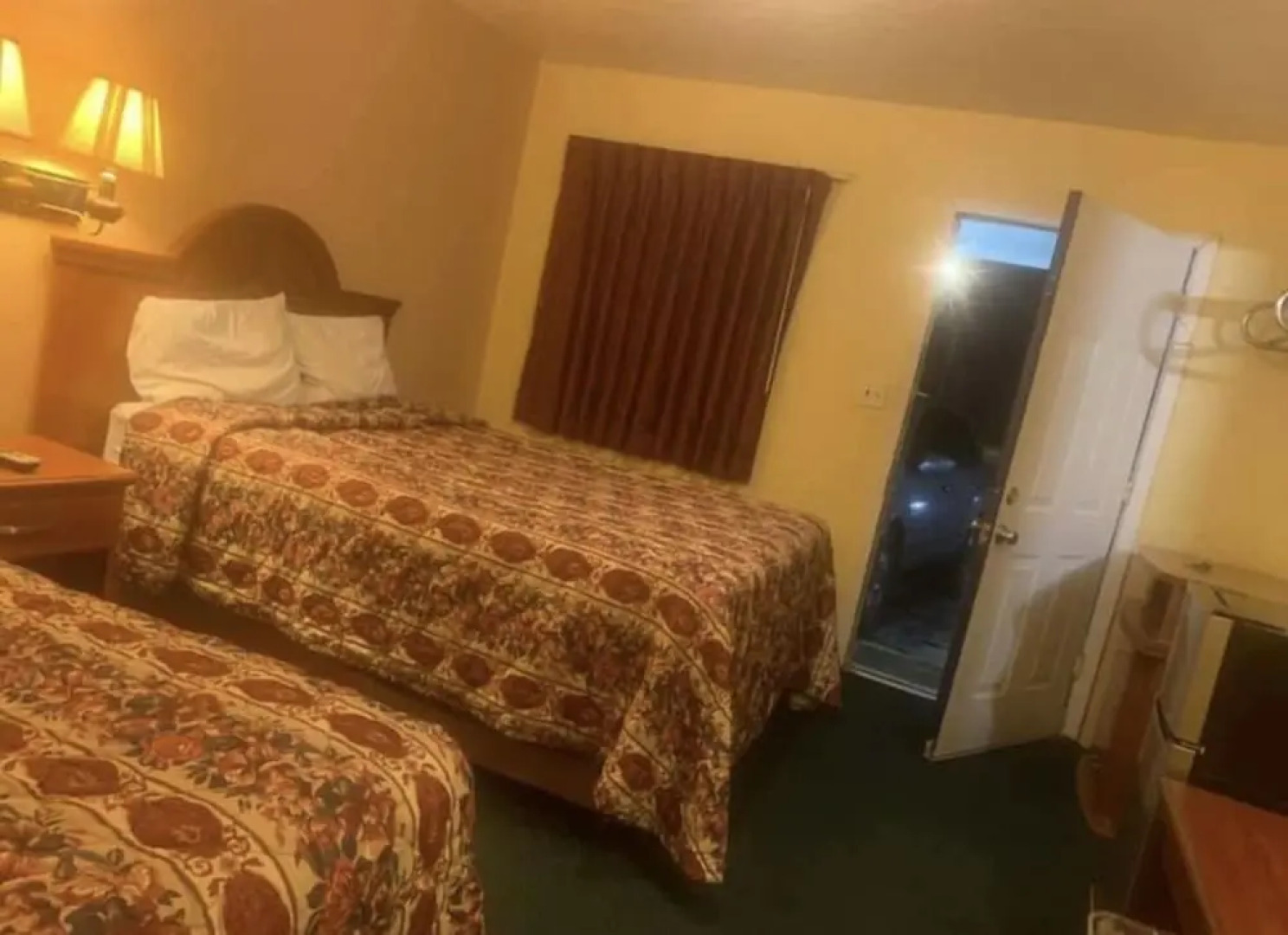 Economy Inn