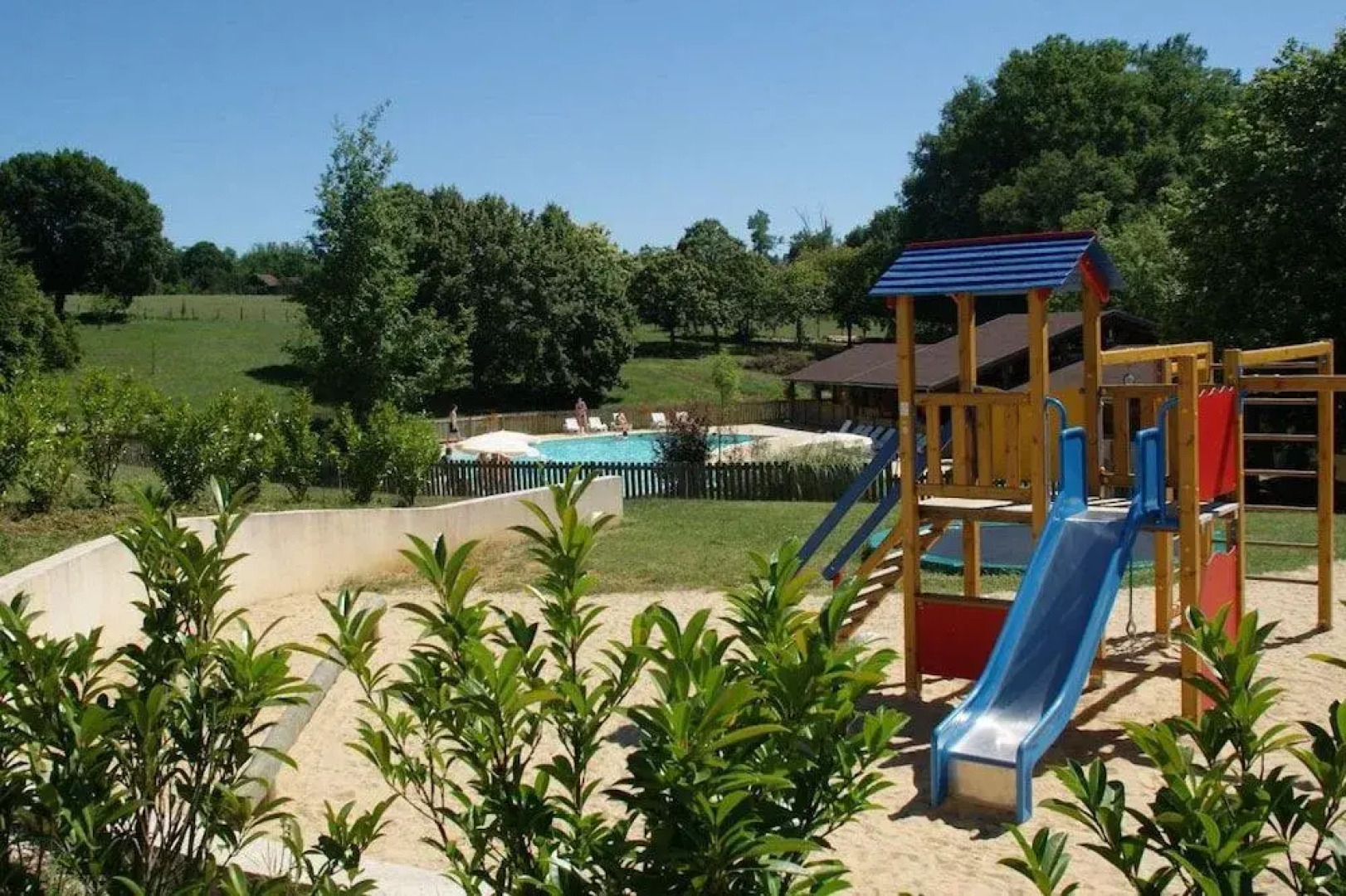 Village De Montmarsis