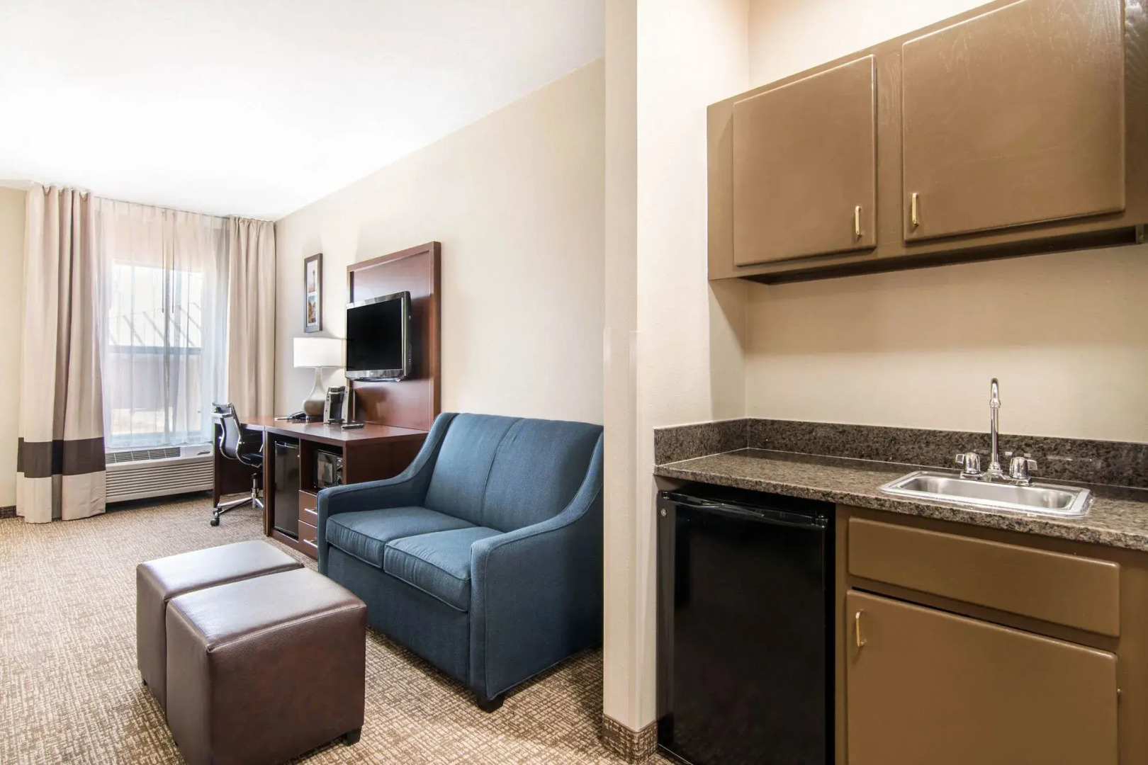Comfort Inn & Suites Junction City - near Fort Riley