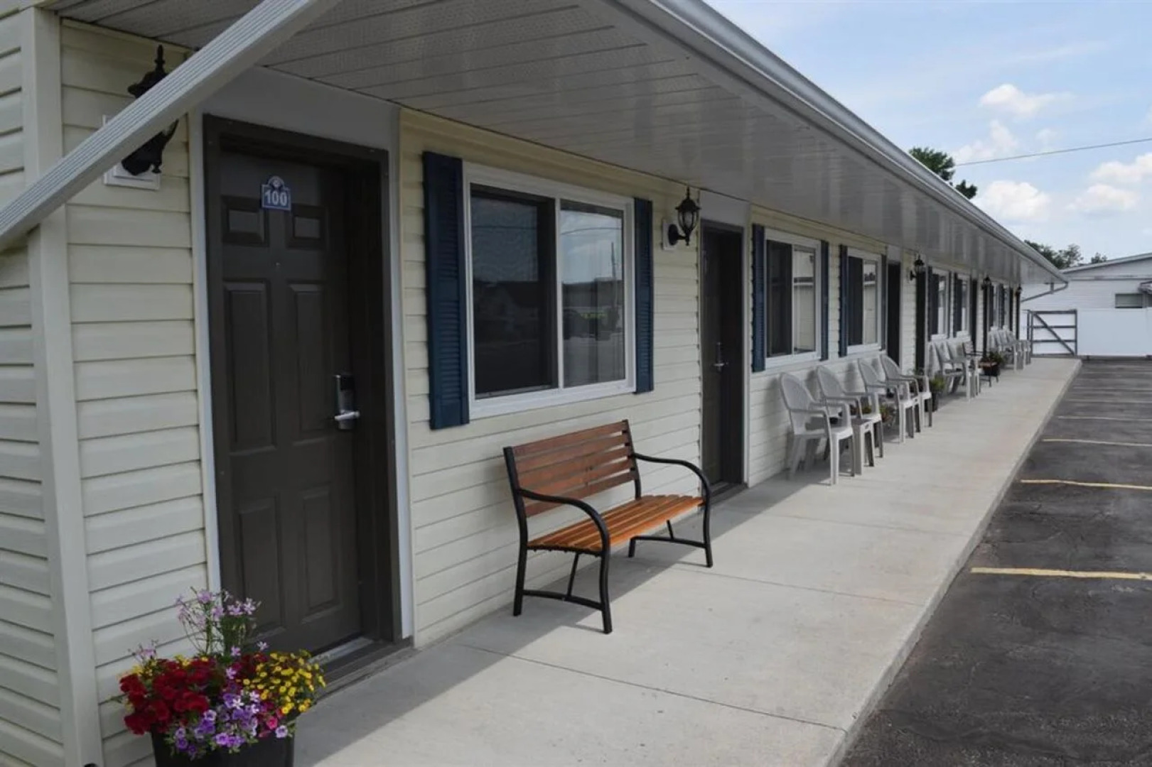 Knights Inn Arnprior