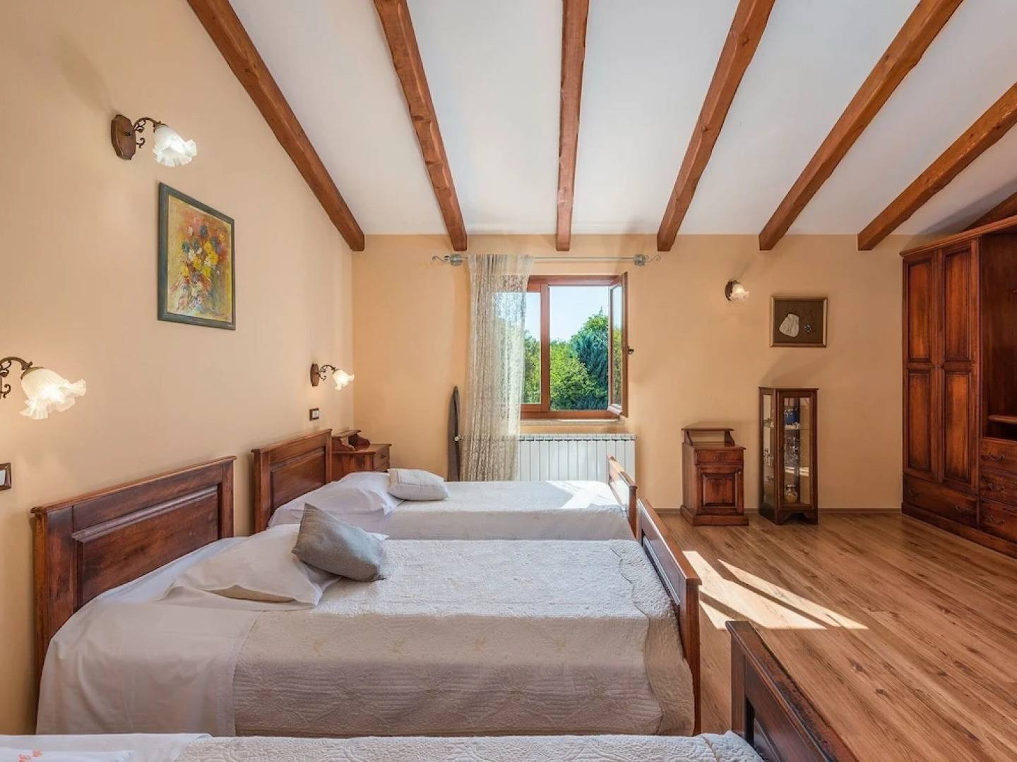 Rustically Furnished Villa With Swimming Pool and Spacious Yard Near Labin