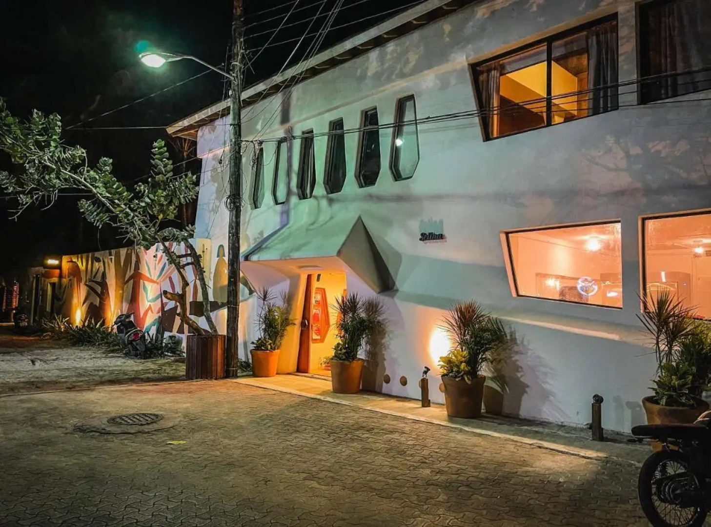 Nílu Isla Mujeres by Selina