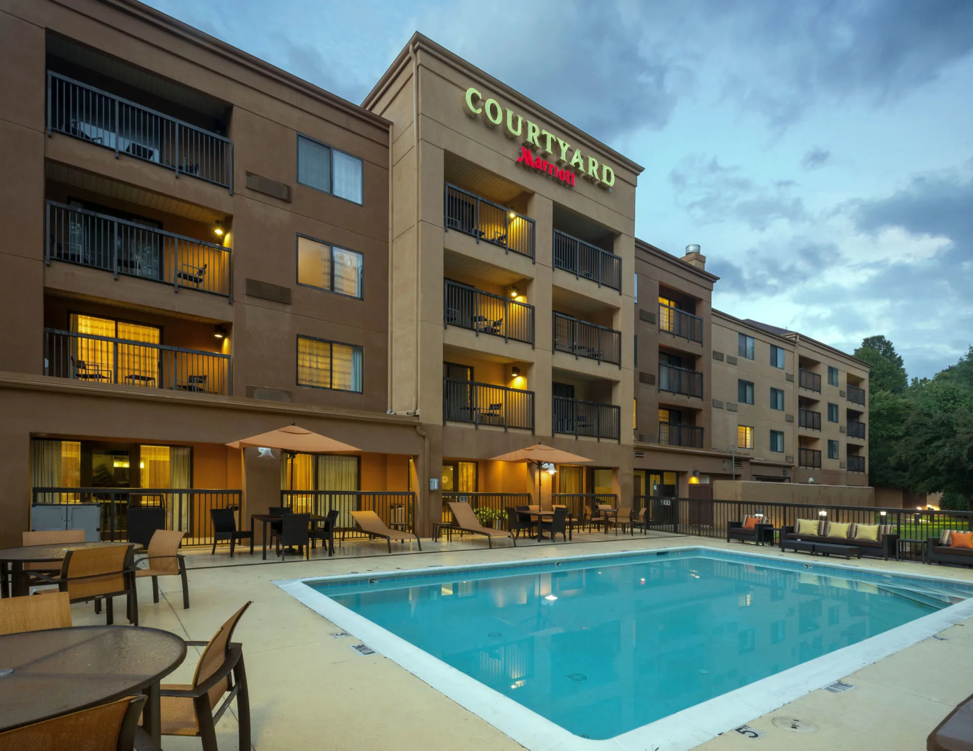 Courtyard by Marriott Winston-Salem Hanes Mall