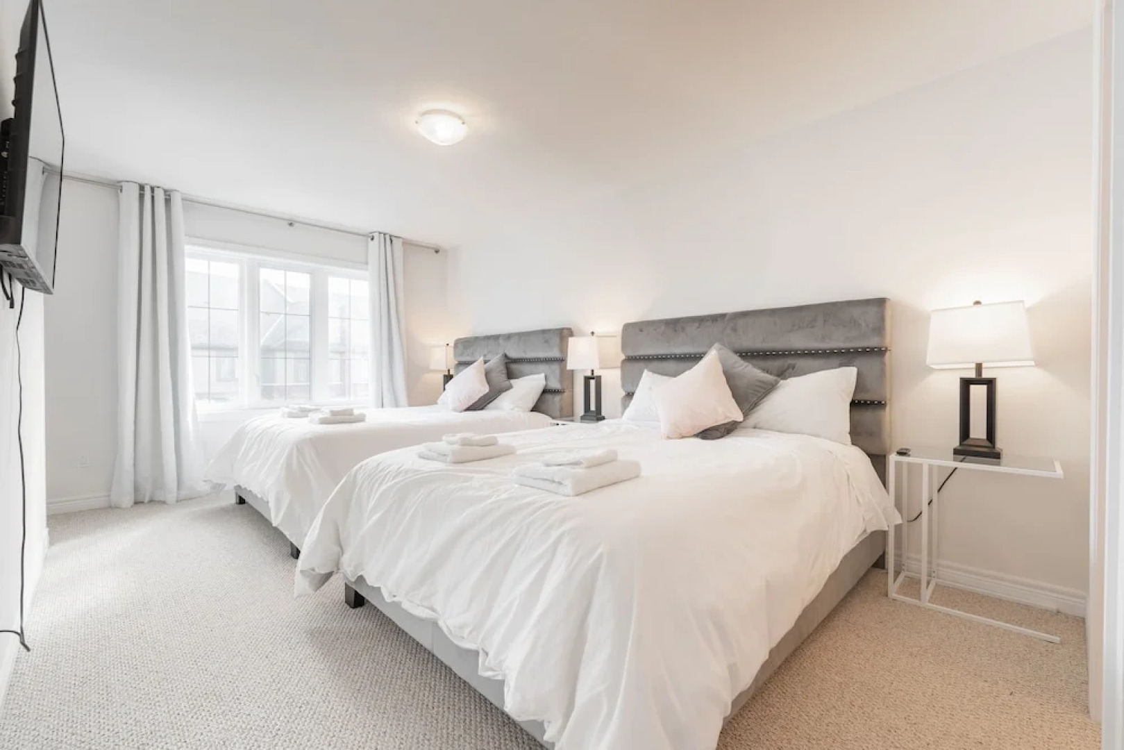 Gorgeous Brand New Spacious Town House