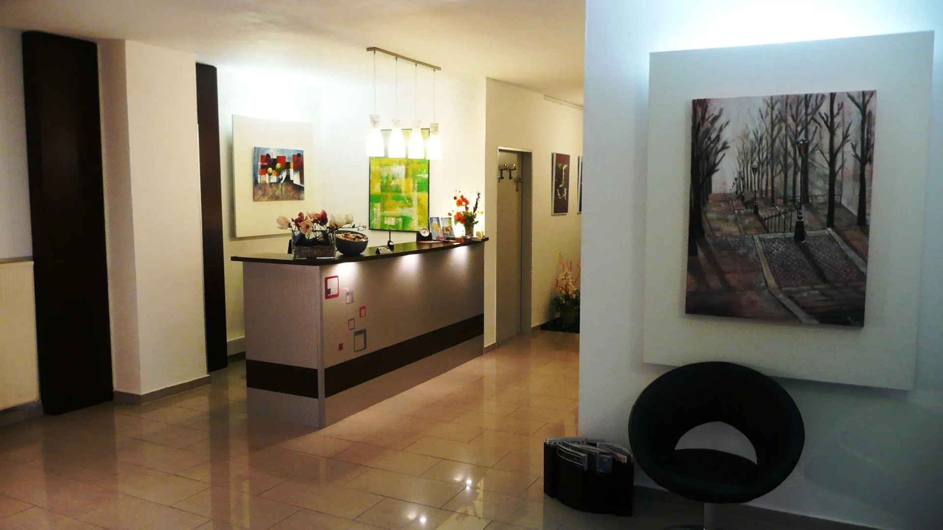 Hotel Stadt Hamburg am Fluss Saarbrücken