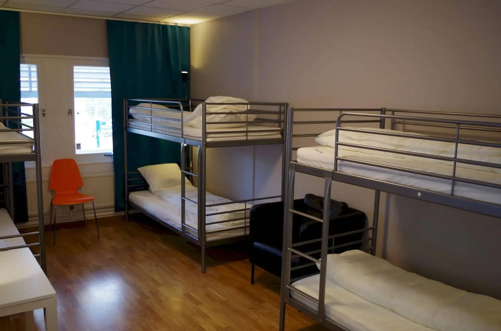 Spoton Hostel & Sportsbar