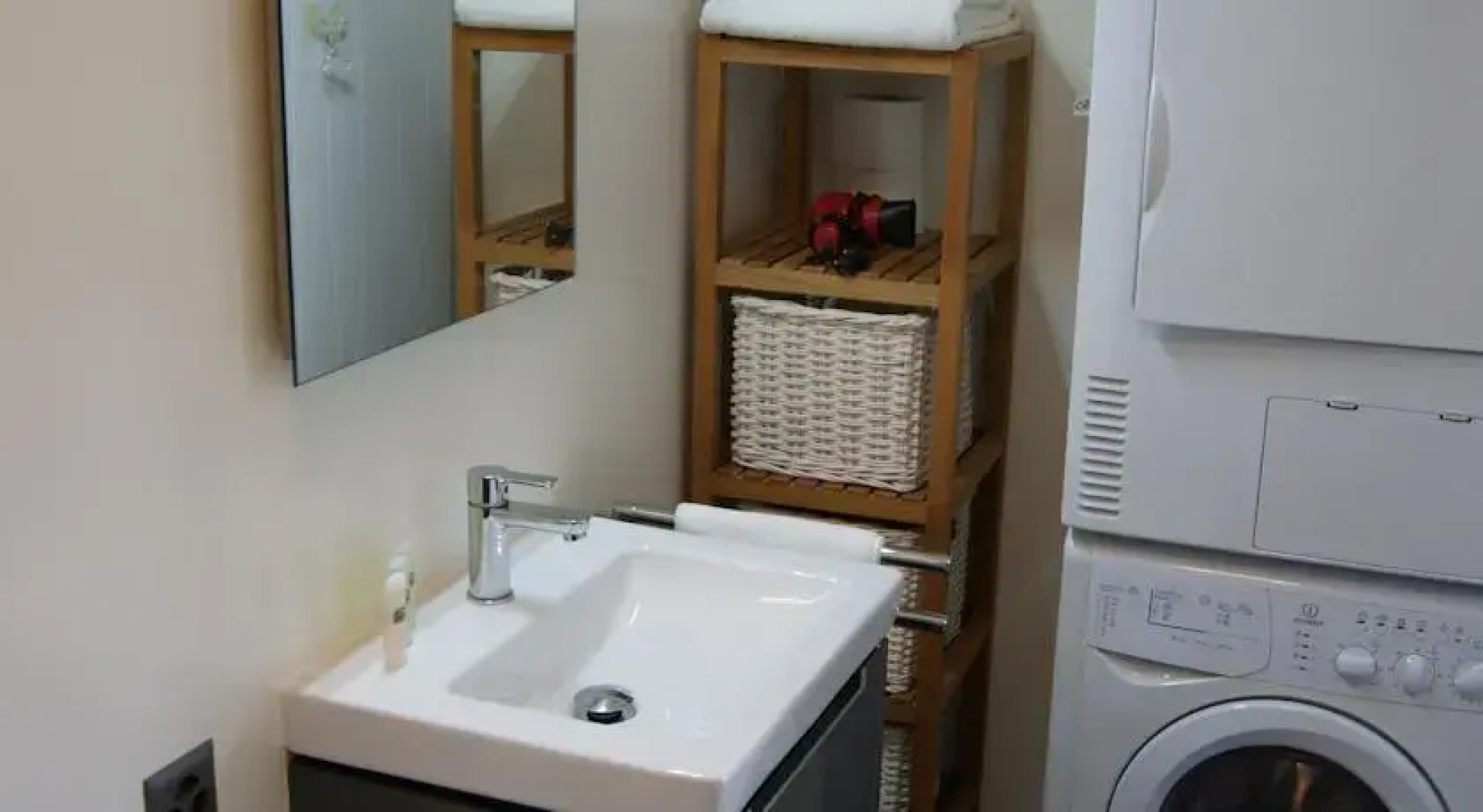 BB&B (Beach Bed & Breakfast)