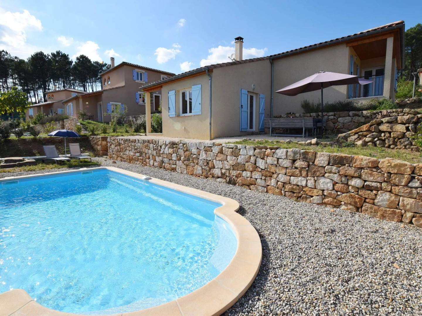 Beautifully located holiday villa with private swimming pool and lovely view!