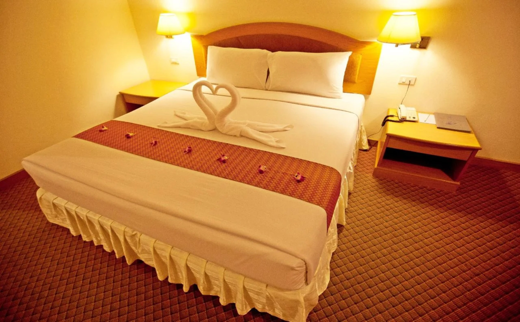 Sing Golden Place Hotel