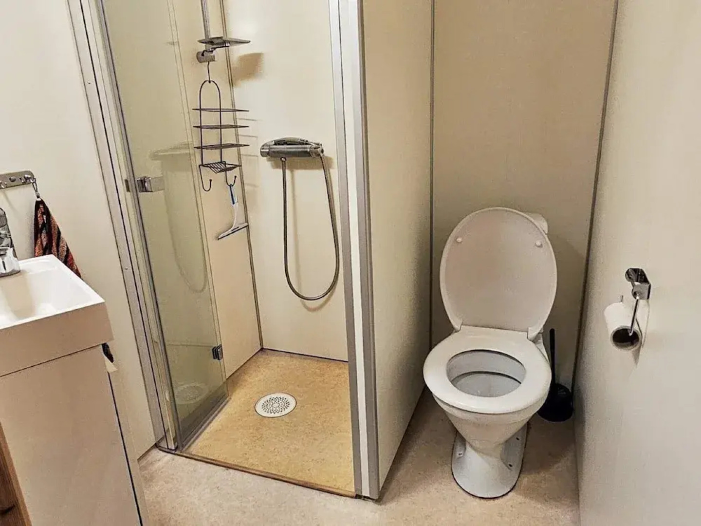 6 Person Holiday Home in Rebbenes