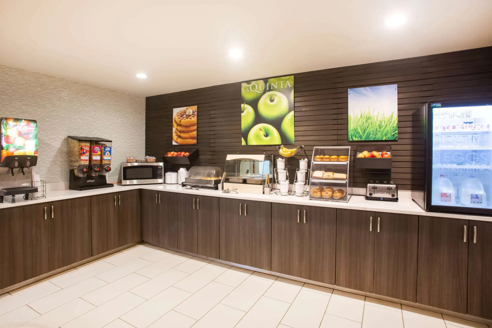 La Quinta Inn & Suites by Wyndham Pontoon Beach