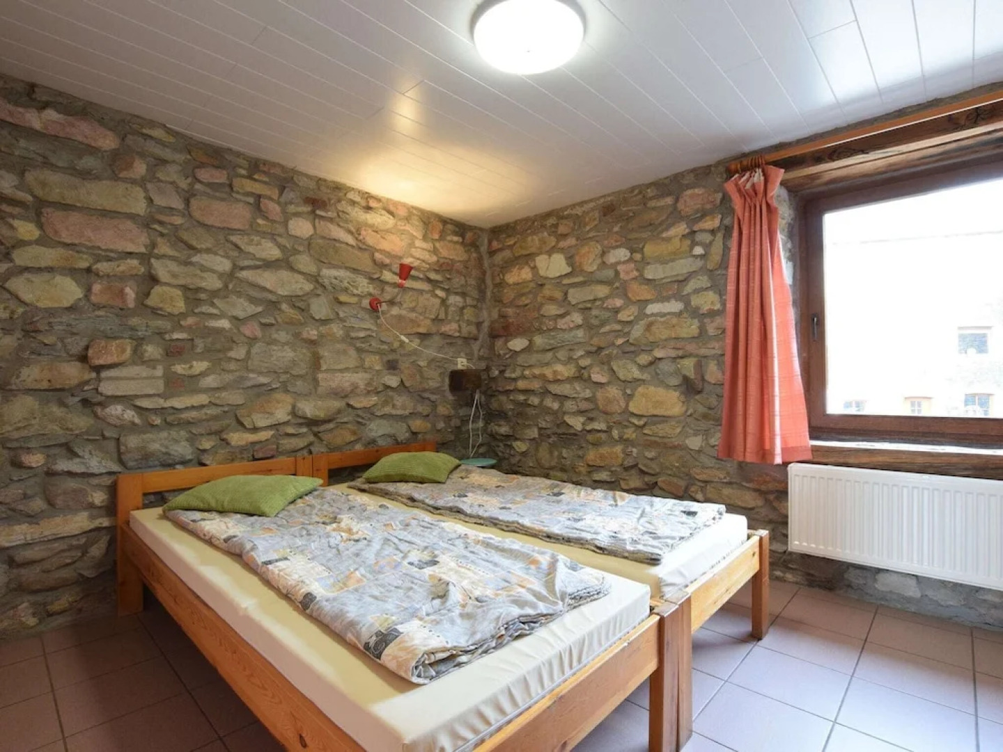 Quaint Cottage In Petite Langlire With Jacuzzi