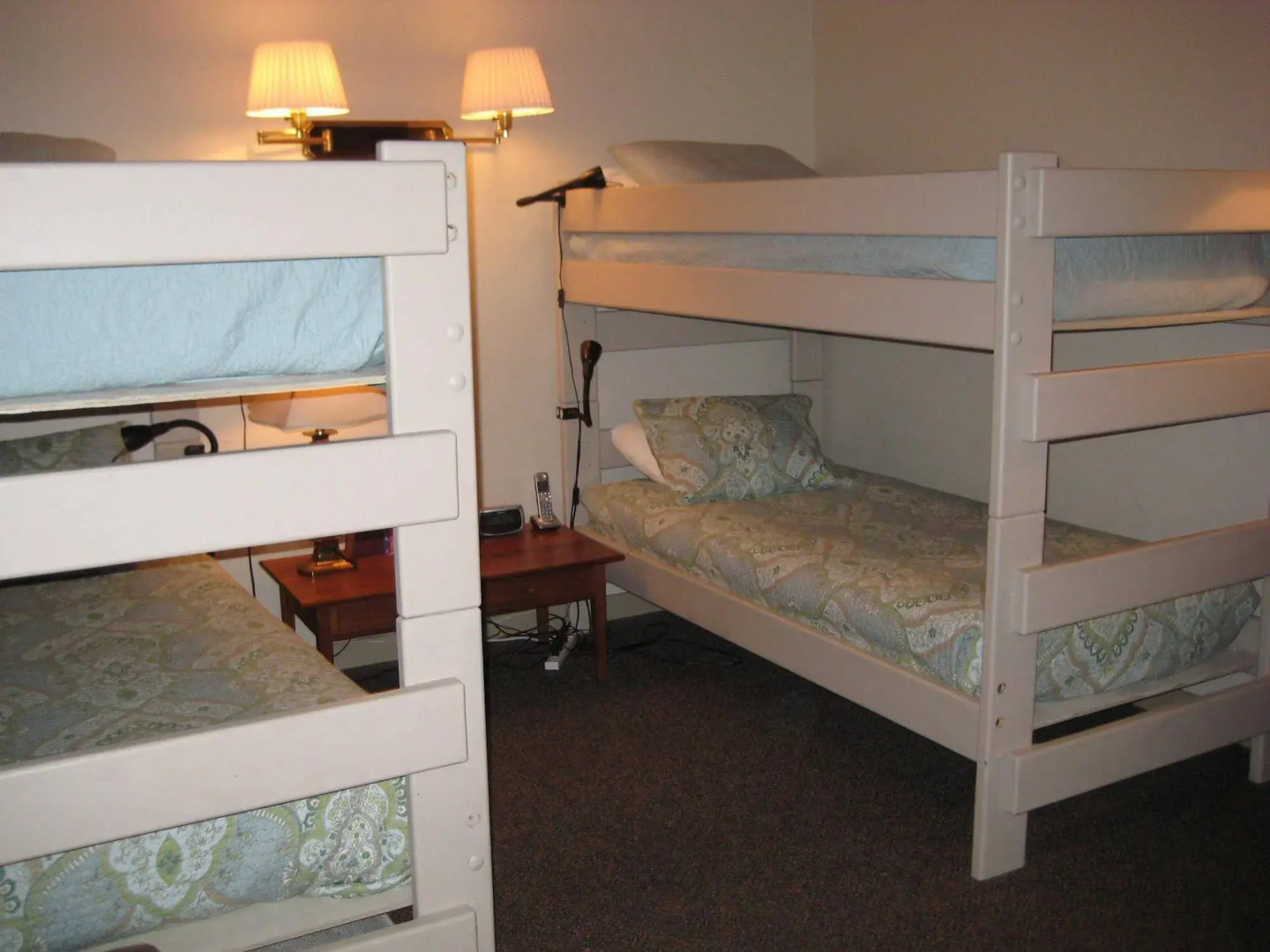 Chateau Sans Nom by Mammoth Reservation Bureau