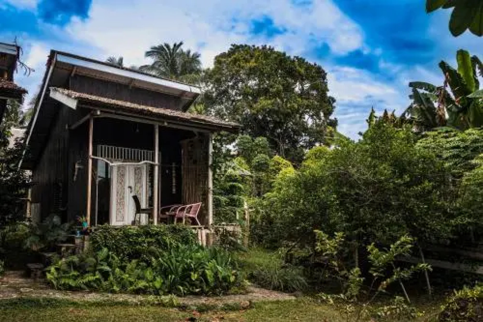 Sanctum Una Una Eco Dive Resort