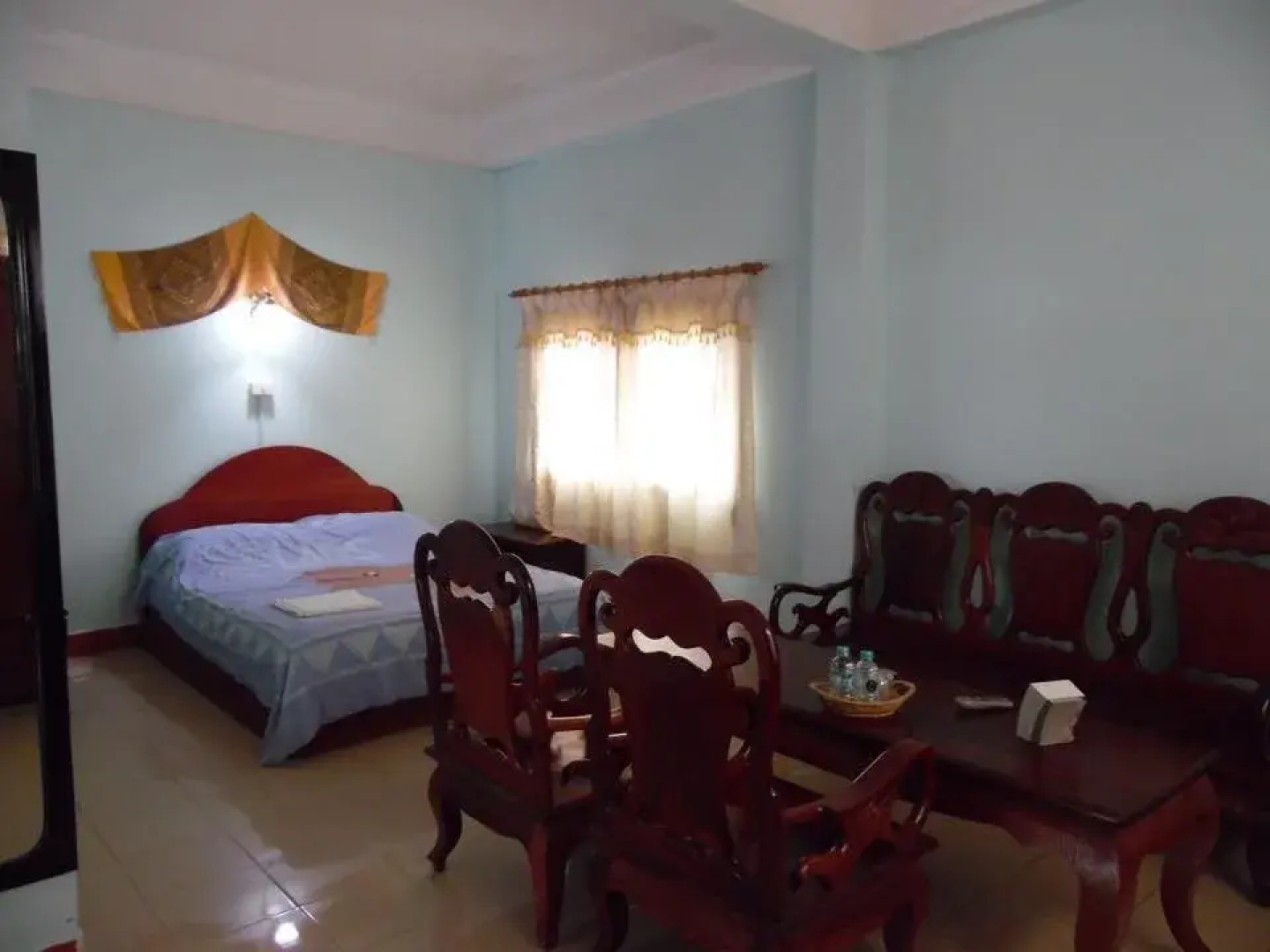 White Orchid Guesthouse
