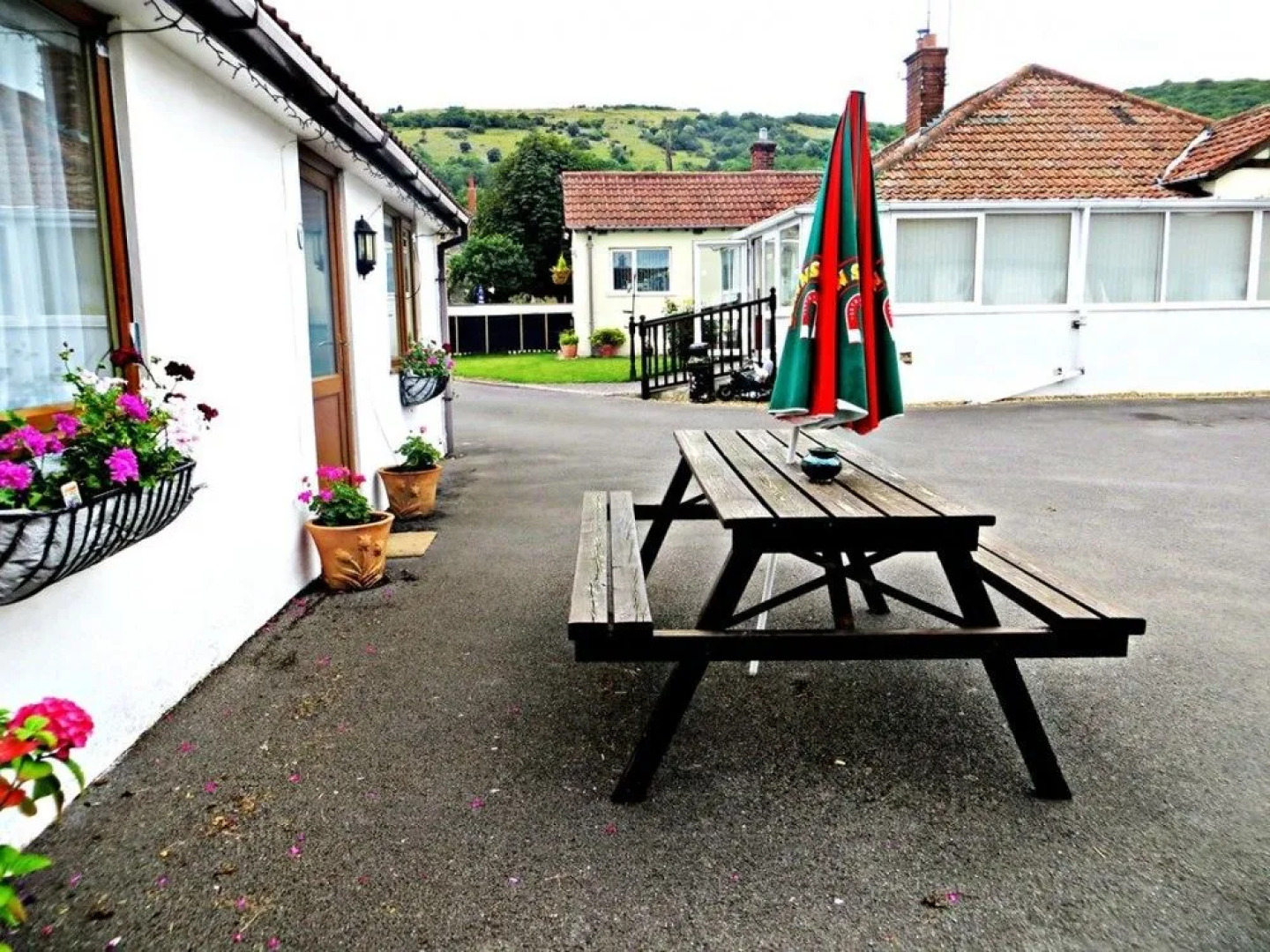 Reservoir View Motel