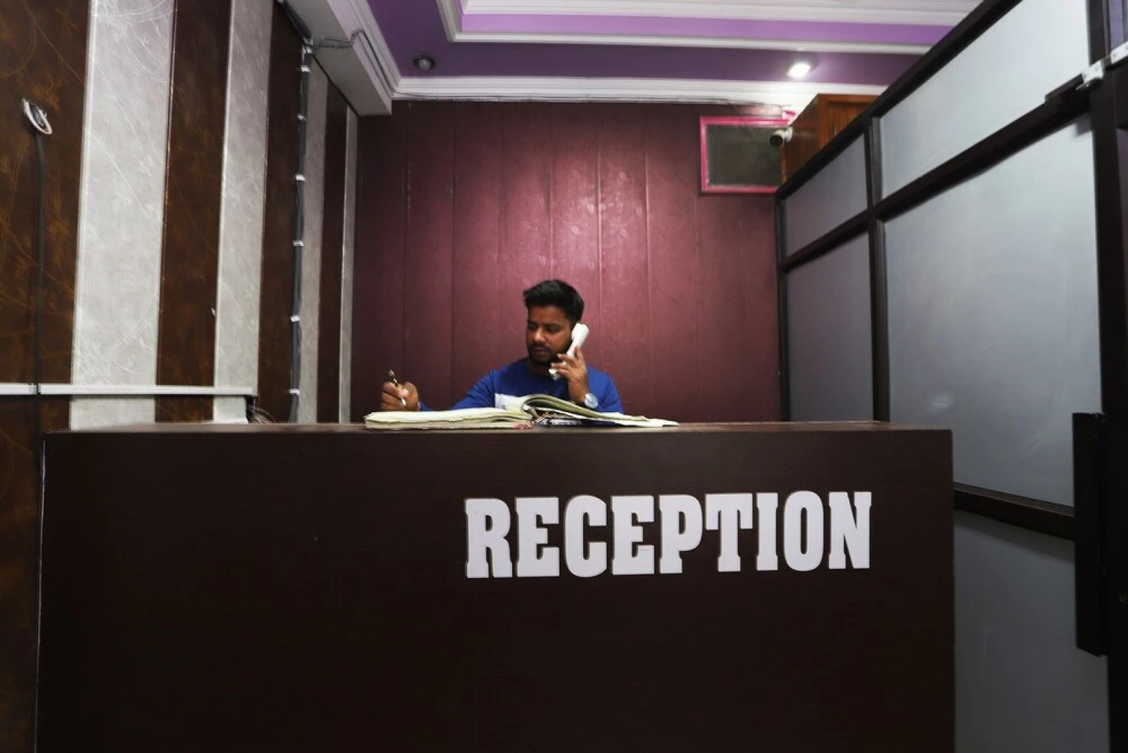 OYO 43688 Hotel Surya