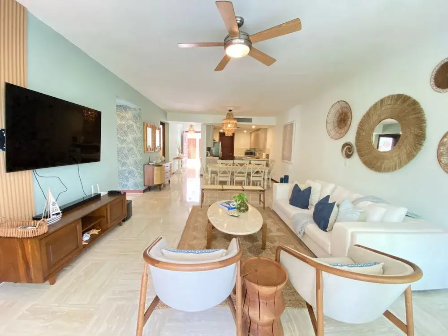 Charming Two-bedroom Apartment in Portillo