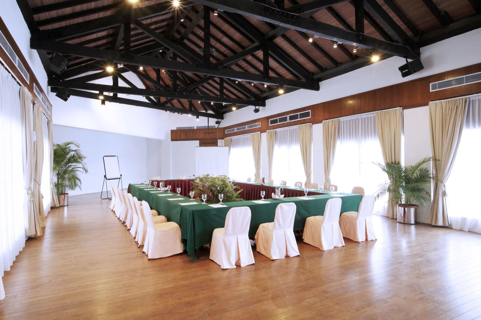 Nongsa Point Marina & Resort