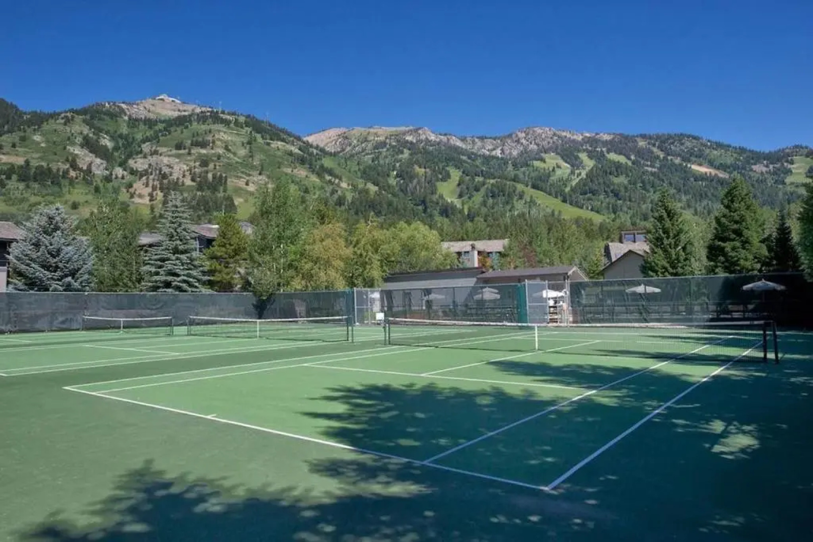 JHRL - Crystal Springs #403, Amazing base location