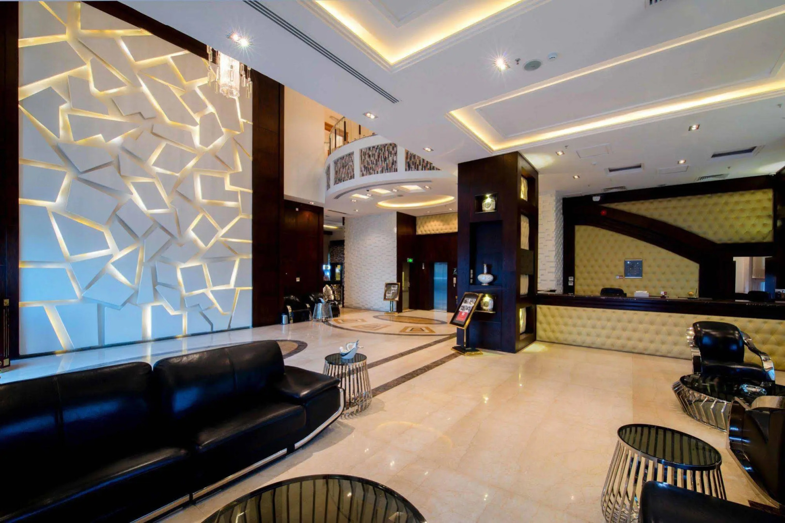 Al Yamama Palace Hotel Suites