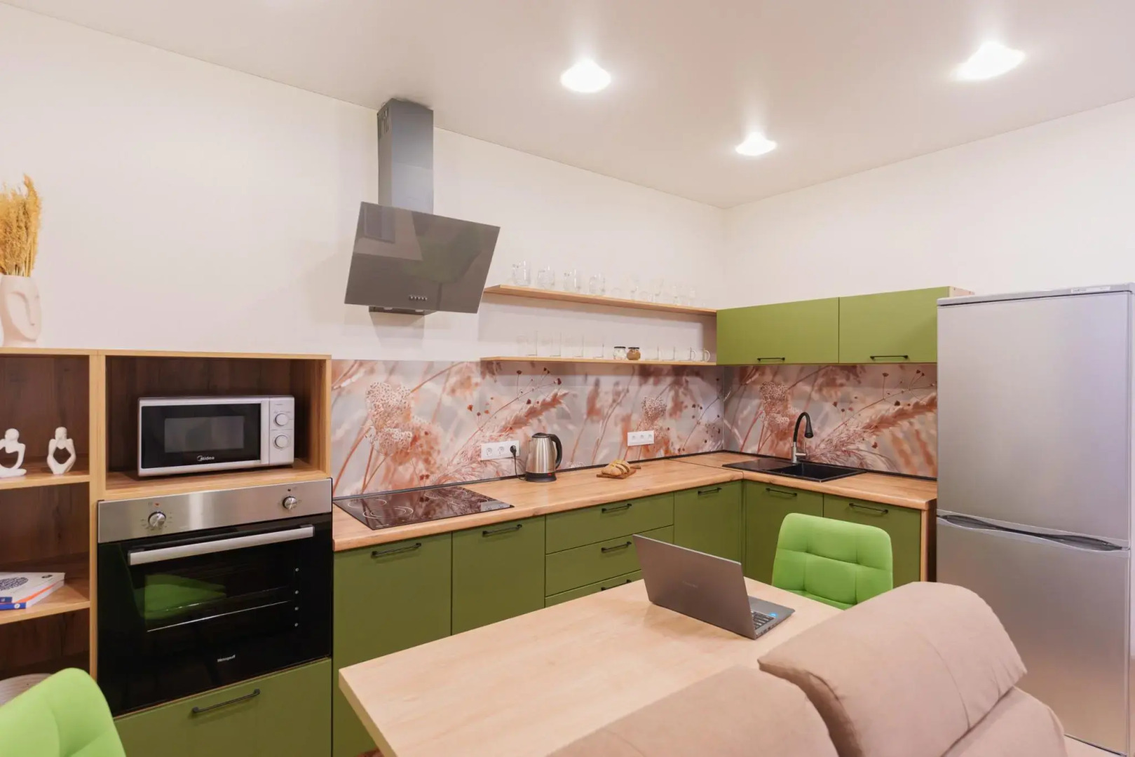 KluchnikOFF (КлючникОФФ) на проспекте Масленникова