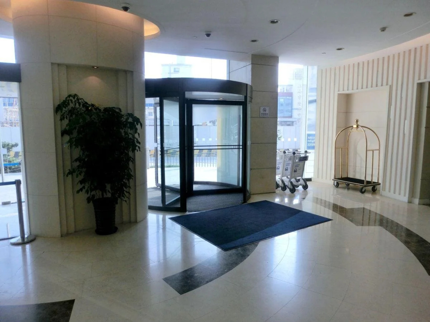 Holiday Inn Express Shanghai Jinqiao Central by IHG