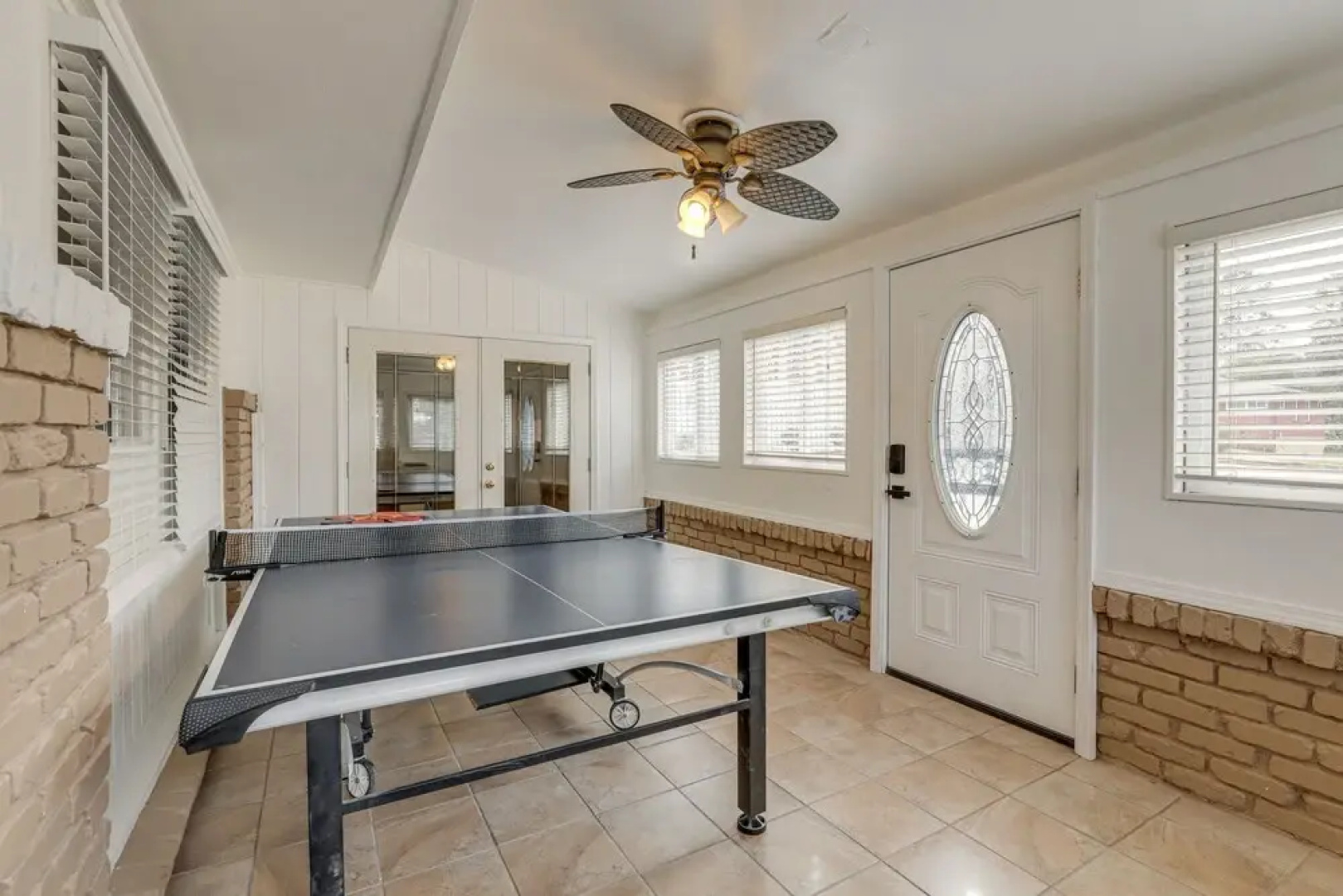 Stylish Decatur Home w/ Patio: 10 Mi to Atlanta!
