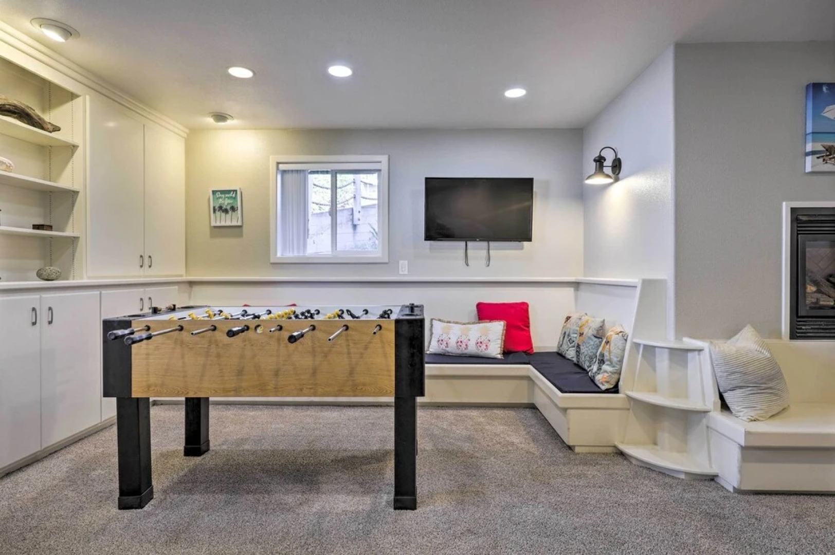 Remodeled Home w/ Spa & Deck: Walk to Dillon Beach