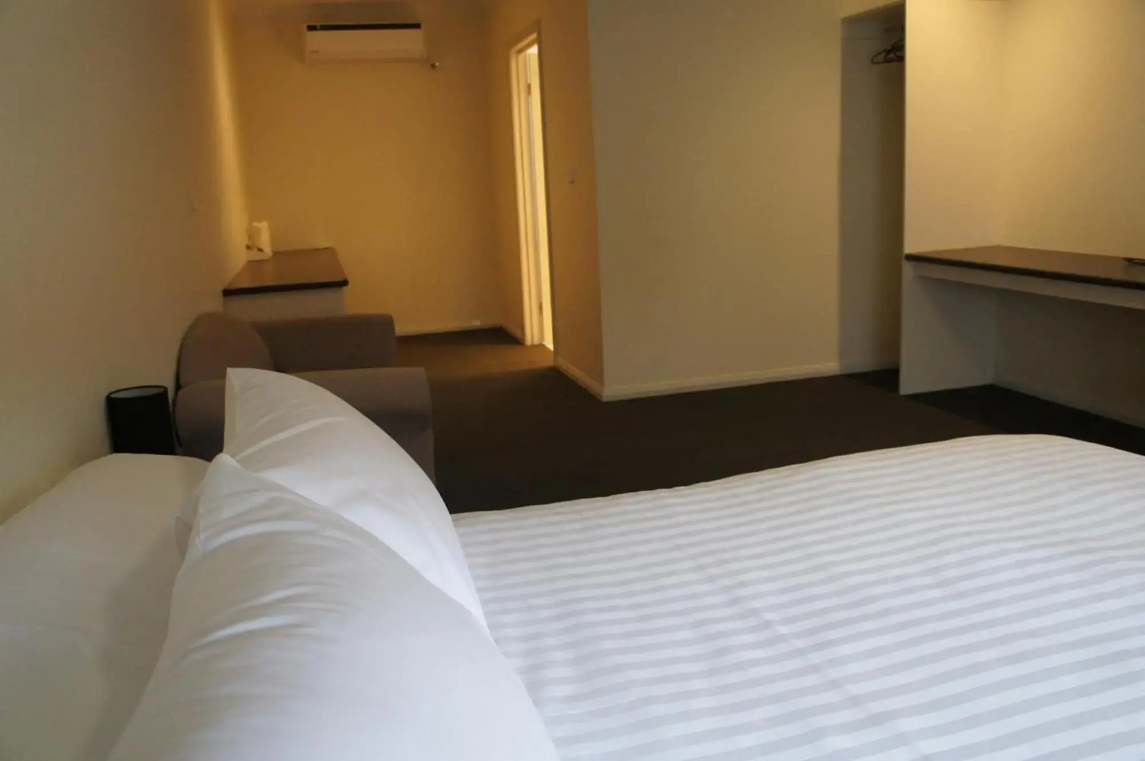 Heyfield Railway Hotel