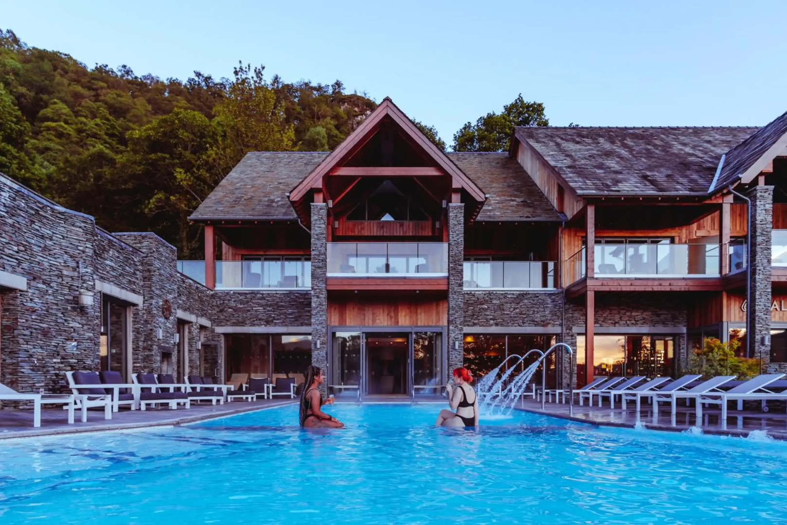 Lodore Falls Hotel & Spa