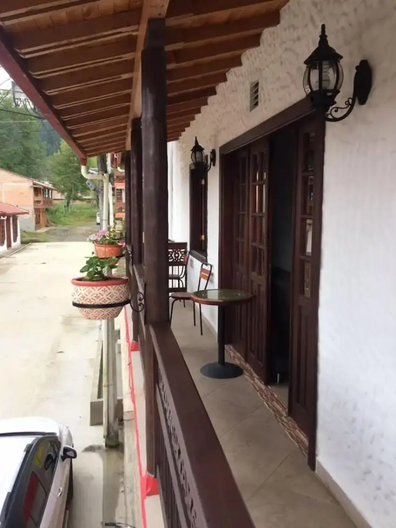 Fami Hotel Vive Jardin - Hostel