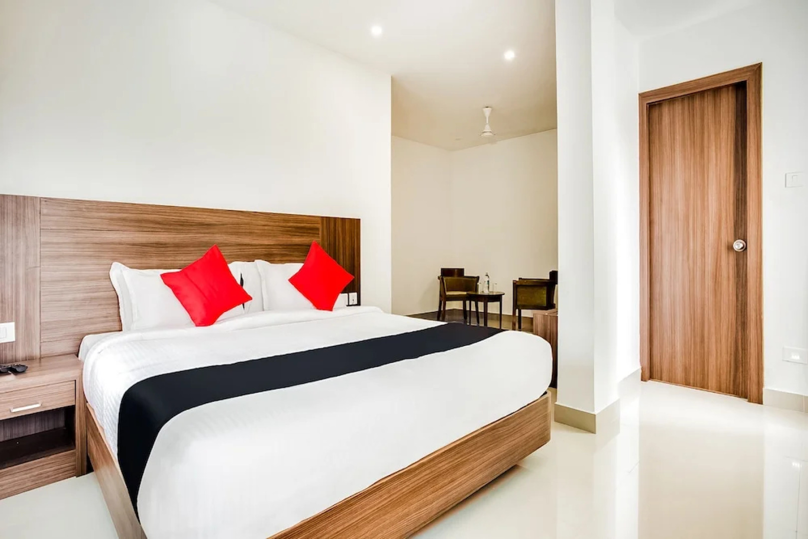 Capital O 60558 Hotel Midhuna International