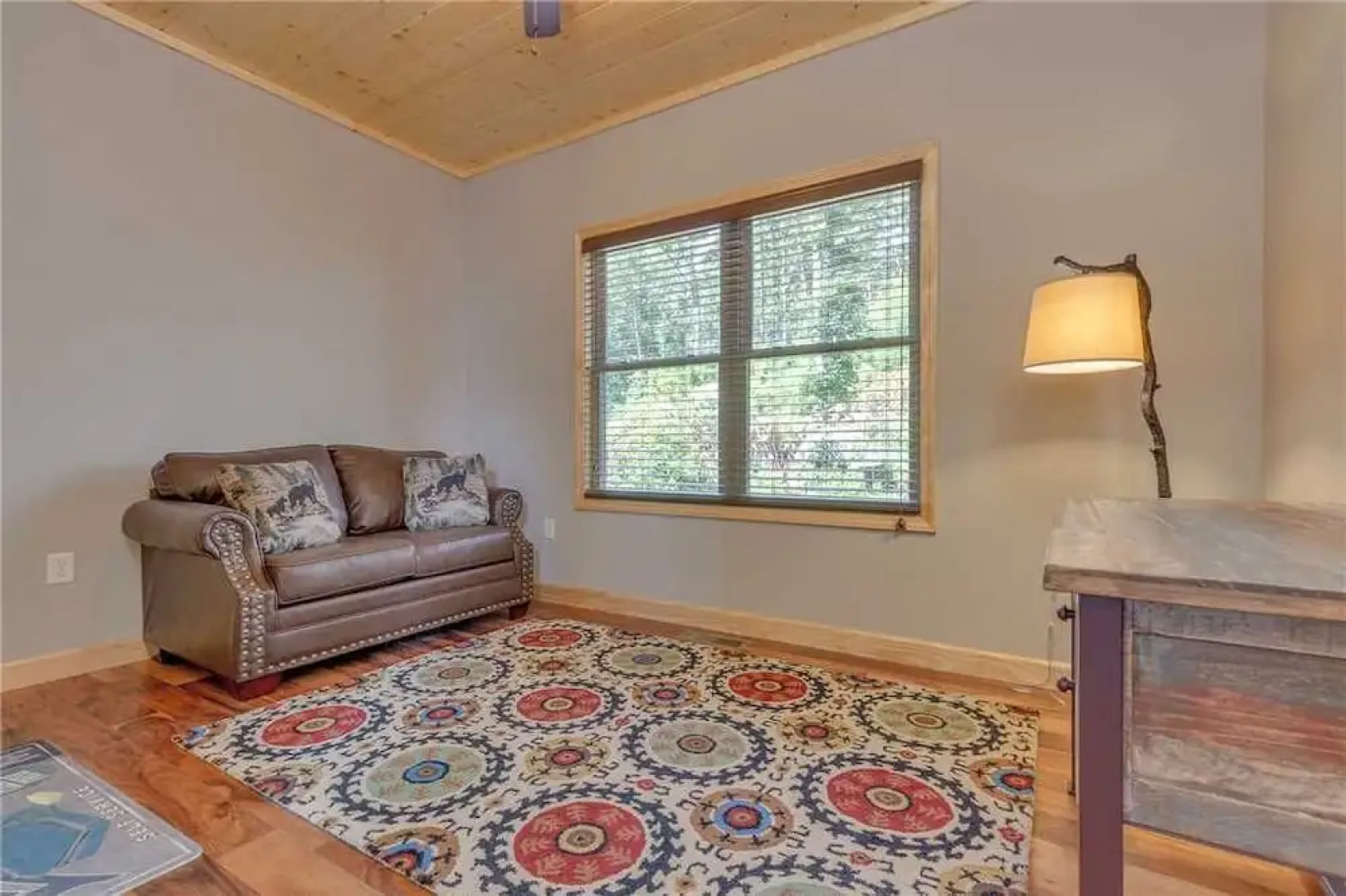 Eagles View - Four Bedroom Cabin