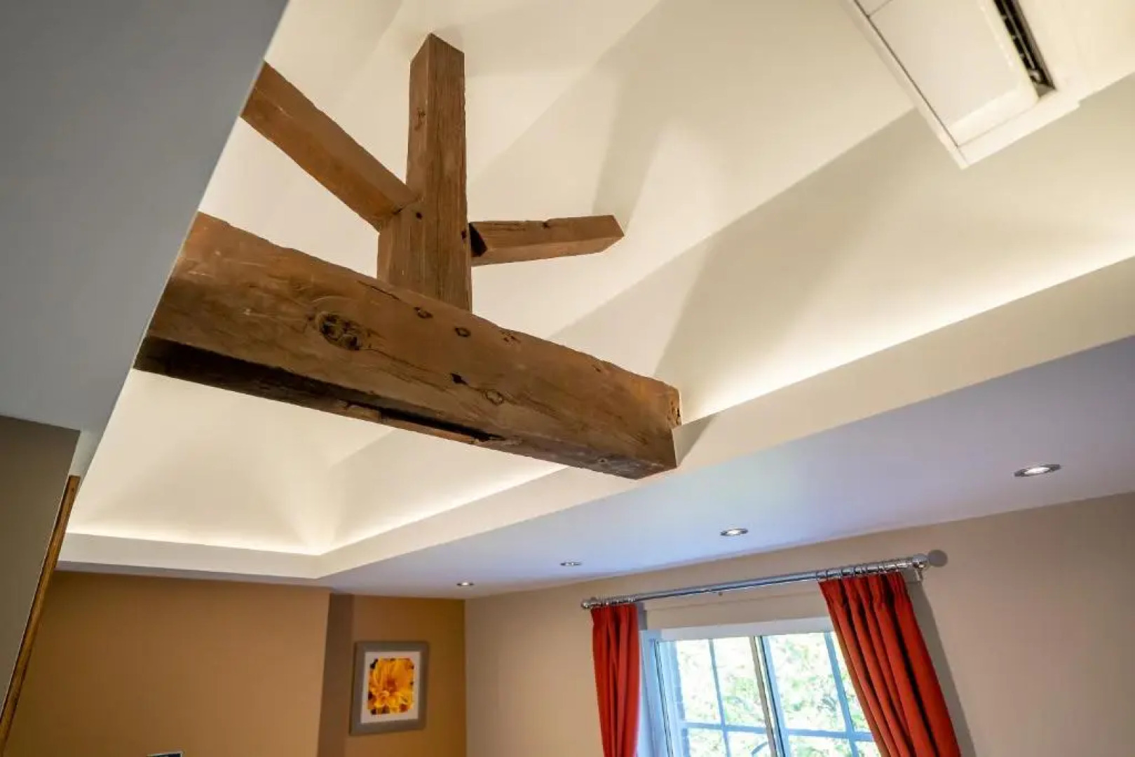 Bond Street Apartments