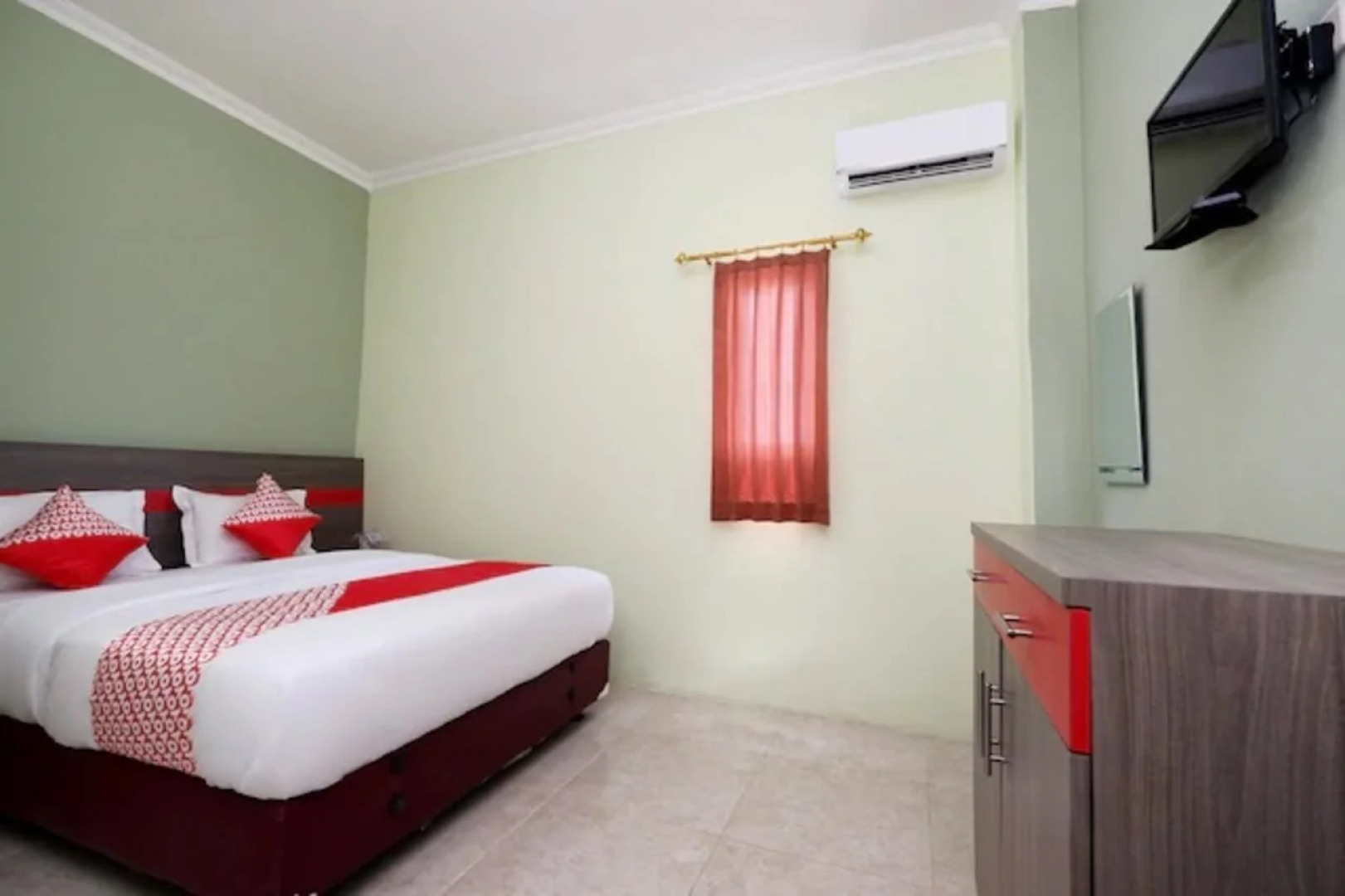 OYO 1620 Sion Family Residence