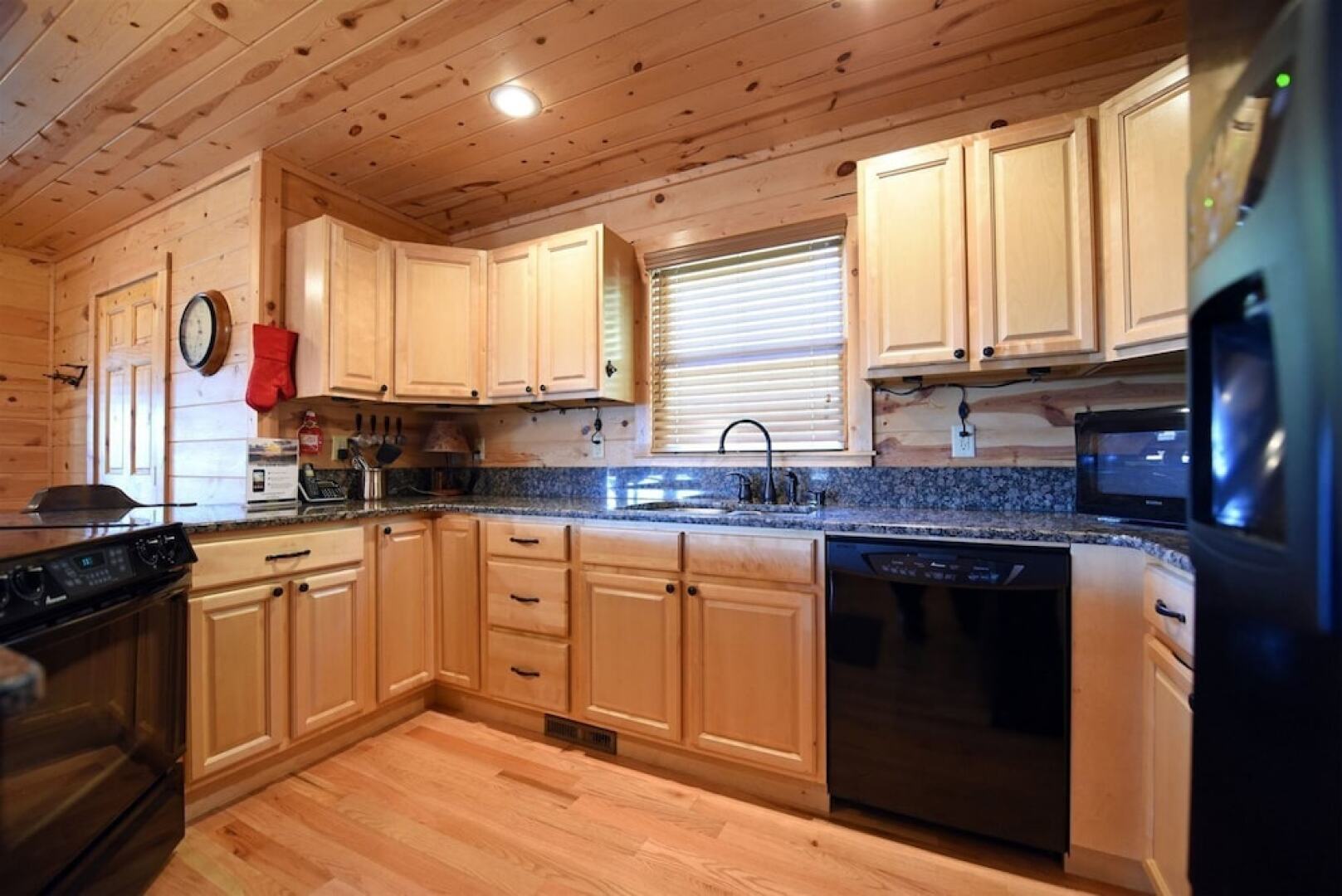 Mountain View Lodge- Blue Ridge