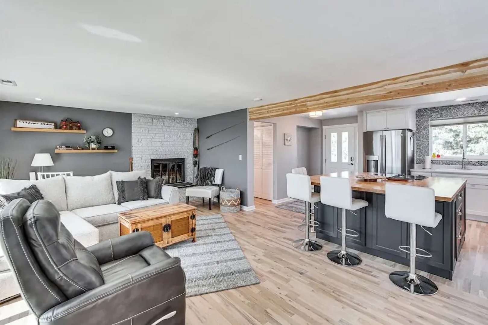 Hunting & Fishing Trip Base Camp on Moses Lake!