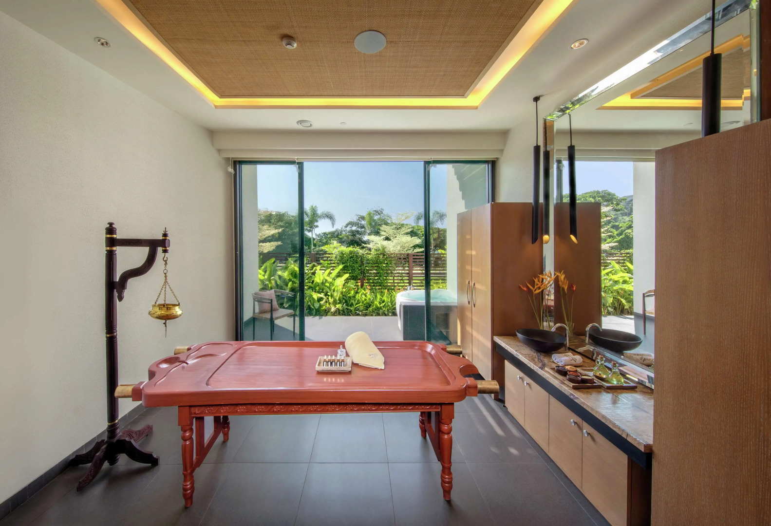 DoubleTree by Hilton Goa-Panaji