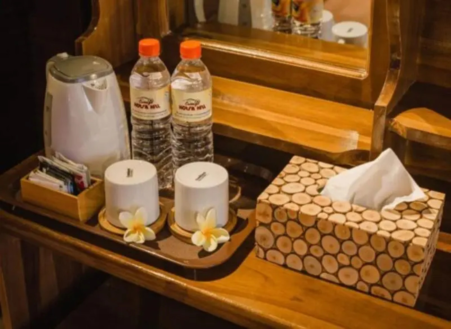 Hotra Hill Cottage by ZUZU