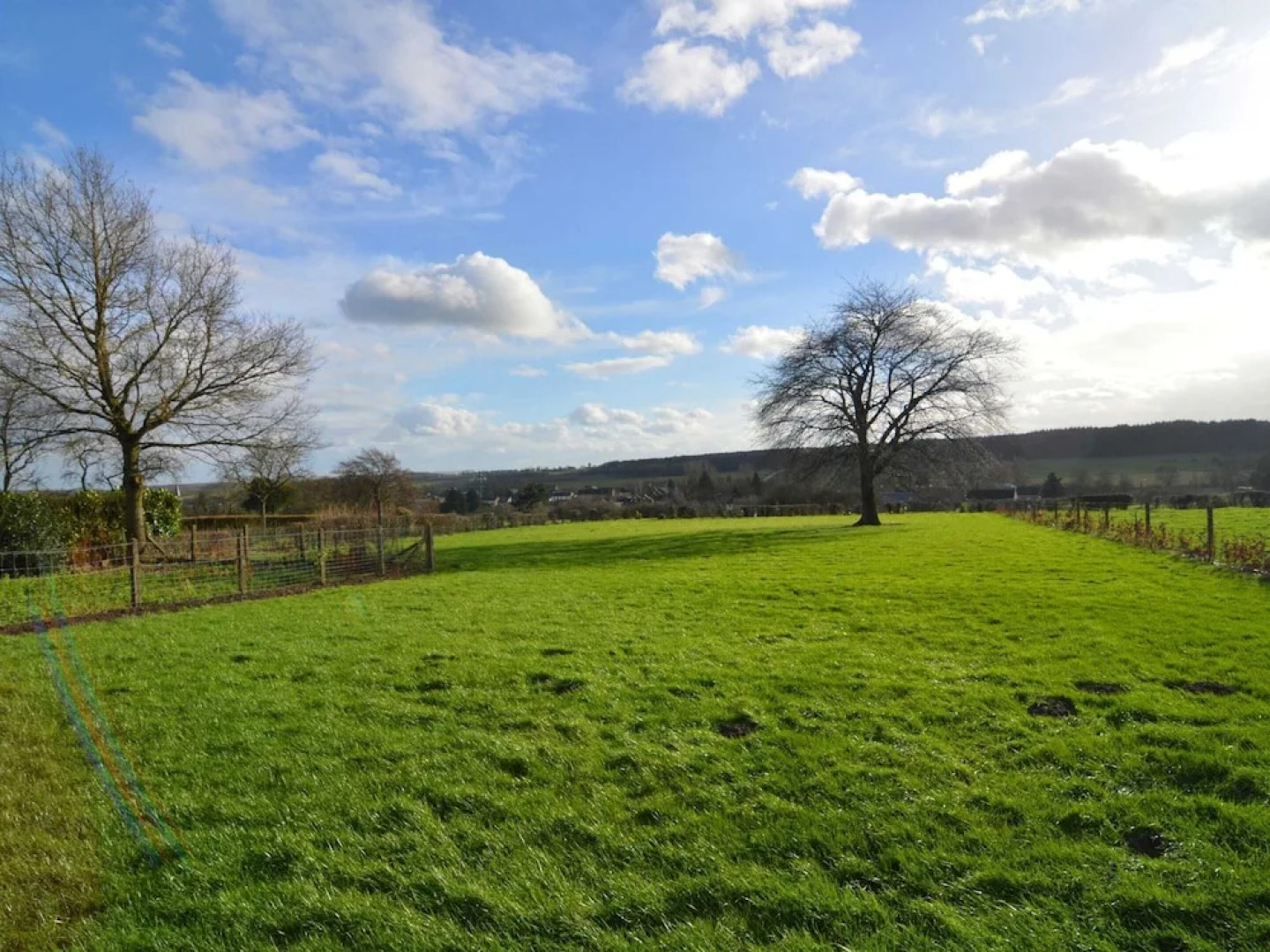 Family House with Large Garden & Games Room near Bambois Lake